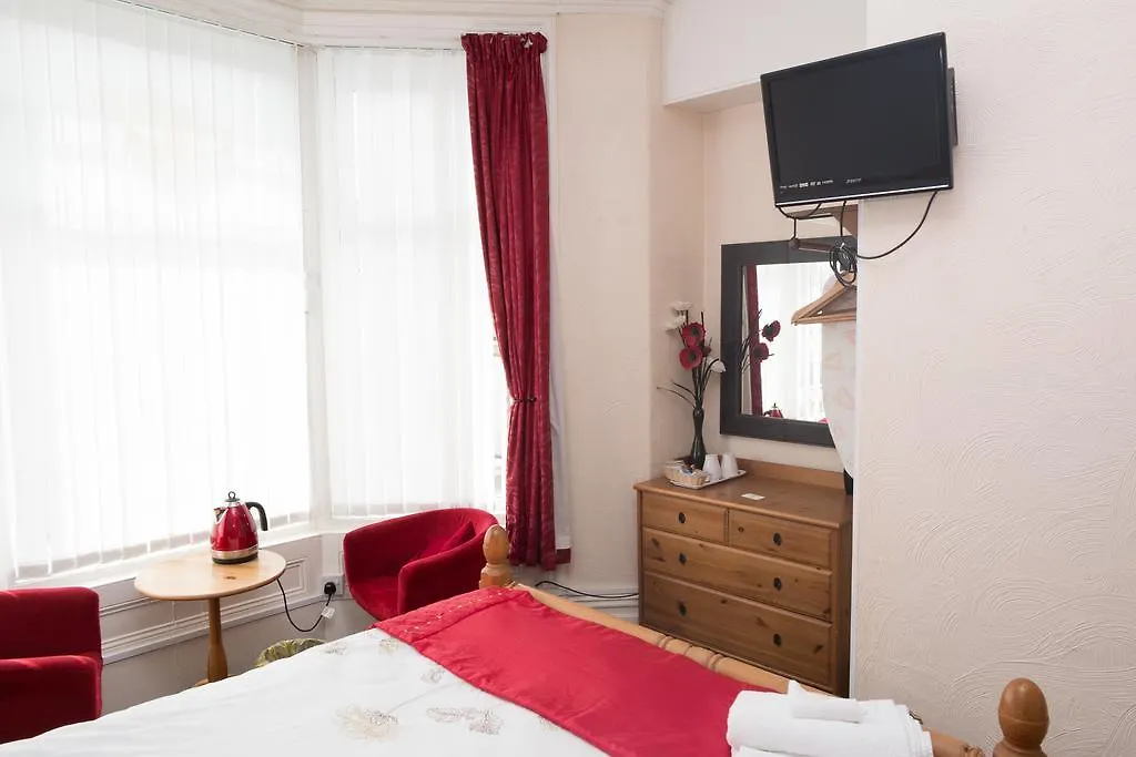 Abbotsford Hotel Blackpool 2*,